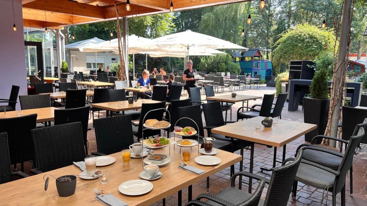 Hotel Zur Heidebluete Hambühren Eksteriør bilde
