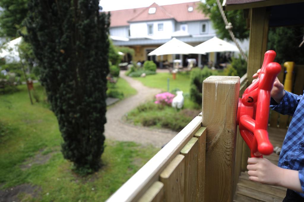 Hotel Zur Heidebluete Hambühren Eksteriør bilde