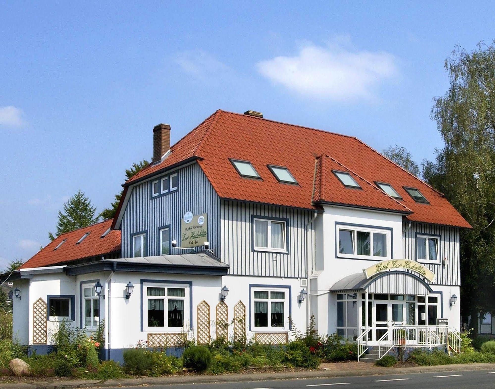 Hotel Zur Heidebluete Hambühren Eksteriør bilde